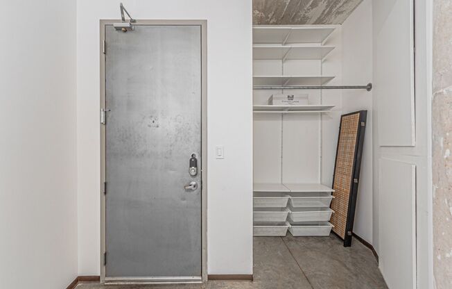 Studio, 1 bath, $1,799, Unit APT 914