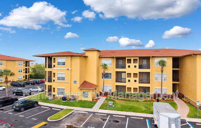 4307 BAYSIDE VLG DR