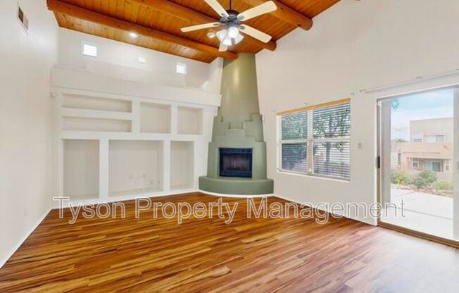 10909 PASQUALE DR NW