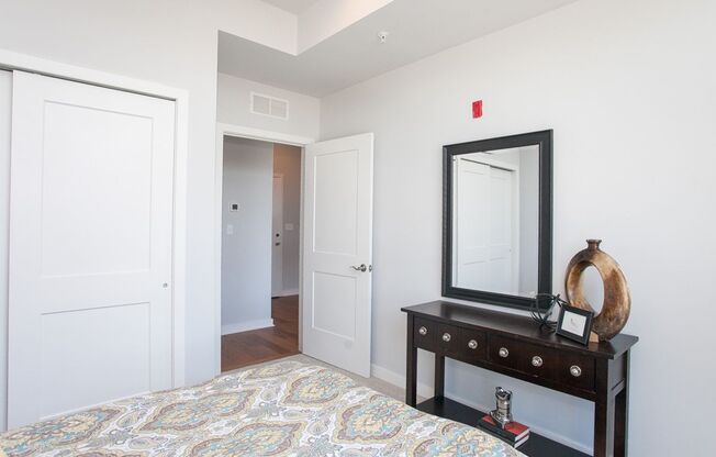 1 bed, 1 bath, 571 sqft, $1,400, Unit 4