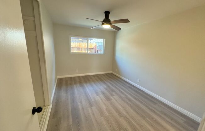 2 beds, 1.5 baths, 1,007 sqft, $2,195, Unit B