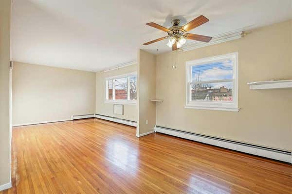 3 beds, 1 bath, 1,100 sqft, $3,000, Unit 2