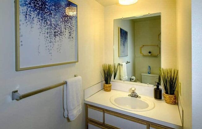2 beds, 1.5 baths, 900 sqft, $1,585, Unit 3773