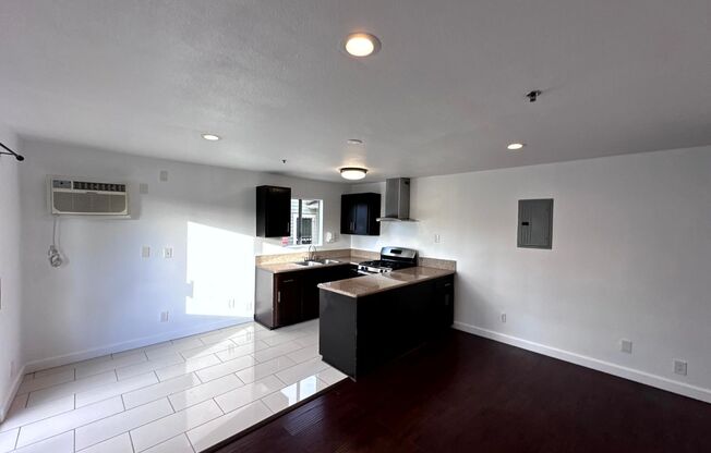 1 bed, 1 bath, $1,750, Unit 1