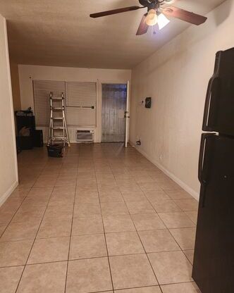 1 bed, 1 bath, 696 sqft, $1,799, Unit 134