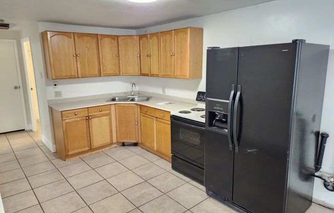 Recently Remodeled 2 Bd 1 Ba Apt in Midvale