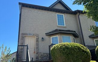 GET $1000 OFF THE FIRST MONTHS RENT!!!