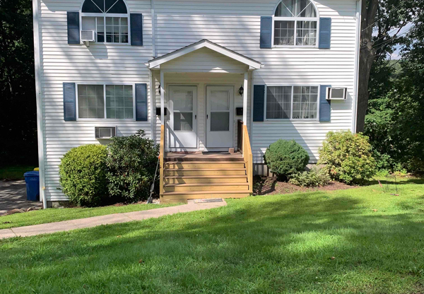 167 MACARTHUR DR