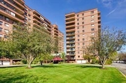 2 beds, 2 baths, 1,206 sqft, $3,000, Unit 115