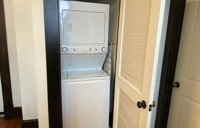 1 bed, 1 bath, 505 sqft, $1,050, Unit Apt #24