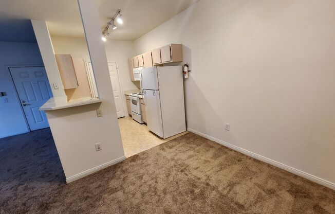 2 beds, 2 baths, $1,430