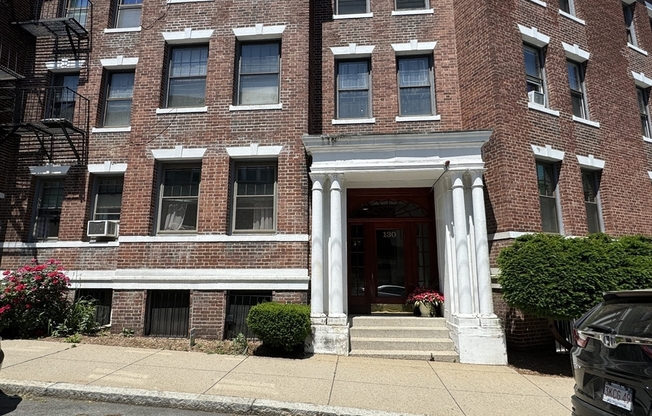 130 SUTHERLAND RD