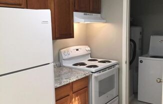 2 beds, 2 baths, $1,400, Unit Unit 101