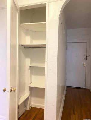 2 beds, 1 bath, $2,995, Unit 4