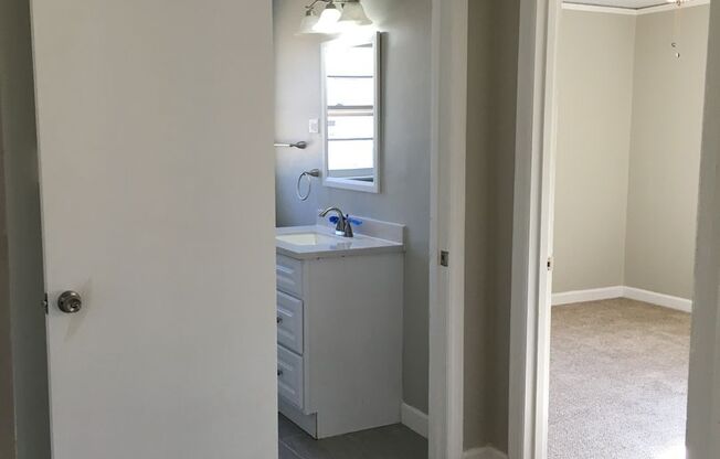 3 beds, 1 bath, $1,195