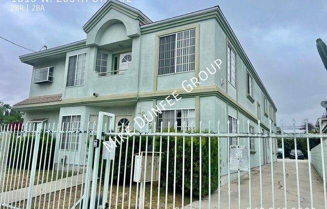 1615 W 205 ST