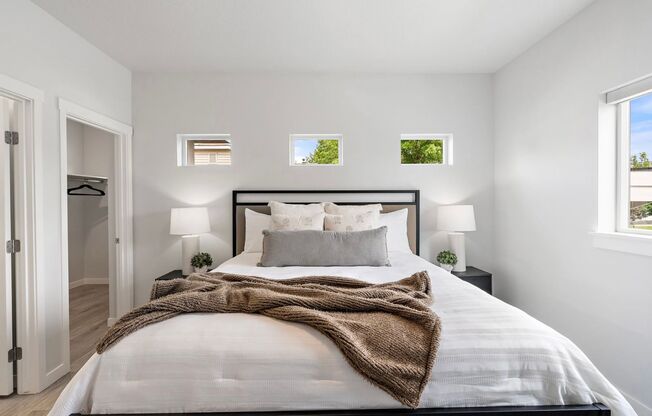 3 beds, 2.5 baths, 1,524 sqft, $2,295, Unit ABBY2-101