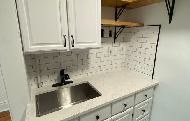 1 bed, 1 bath, 480 sqft, $2,050, Unit D06