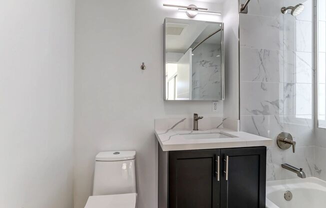 2 beds, 2 baths, 872 sqft, $3,995, Unit 229