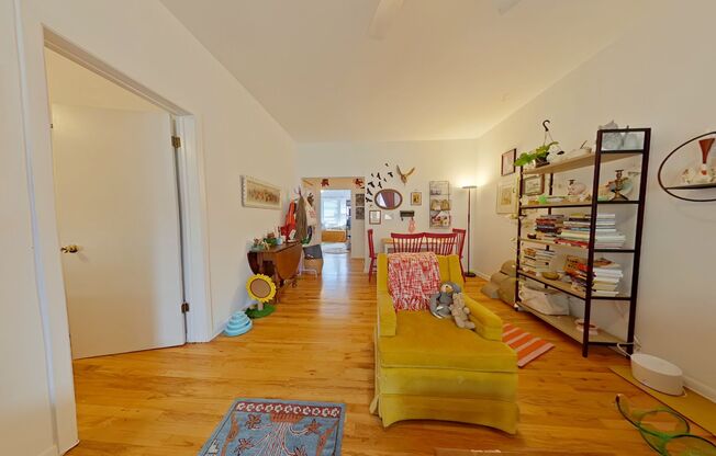 1 bed, 1 bath, 800 sqft, $2,350, Unit 1333 3B