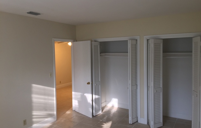 1 bed, 1 bath, 765 sqft, $1,575, Unit 10