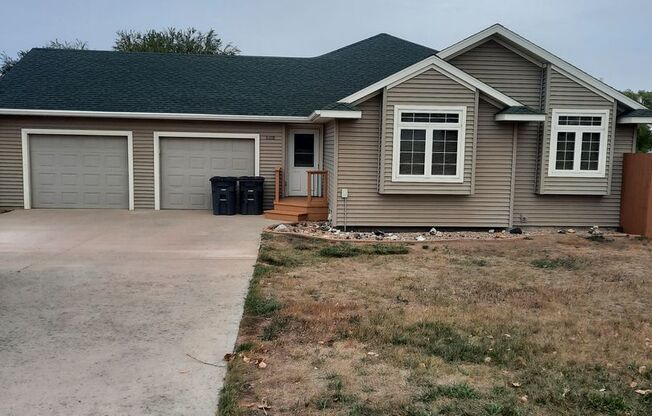 4 BED | 3 BATH | DOUBLE GARAGE | BOX ELDER