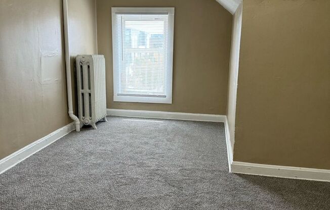 1 bed, 1 bath, 609 sqft, $899