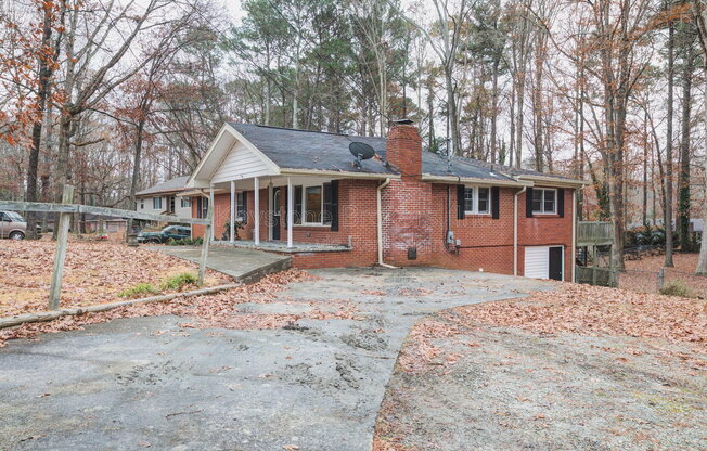 2213 DAVIS RD