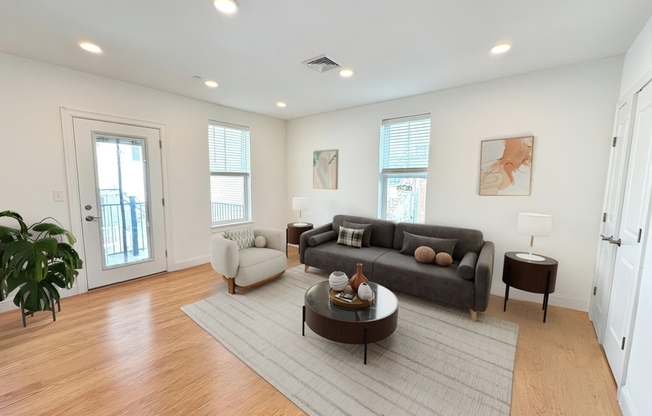 14 MURRAY CT