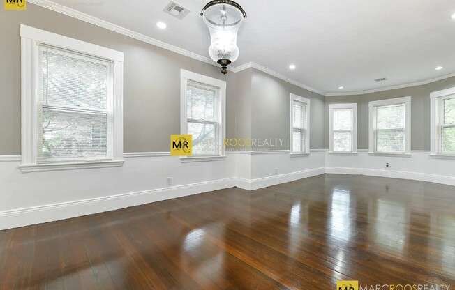 51 WOLCOTT ST