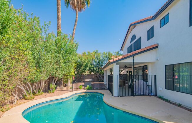 Fully Furnished Short term rental close to old town Scottsdale