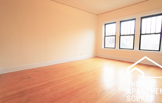 2520 N. Kedzie Boulevard, Unit 3S
