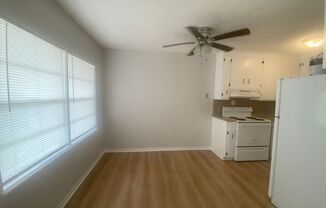 2 beds, 1 bath, 850 sqft, $1,150