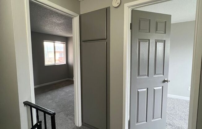 2 beds, 1 bath, 780 sqft, $1,350, Unit 02