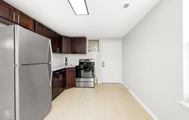 423 N Central