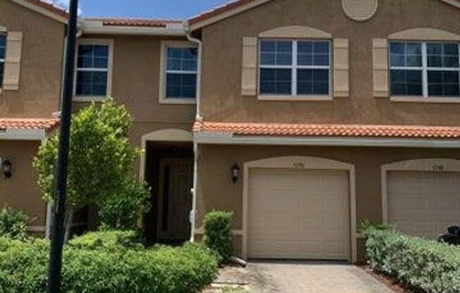 3 beds, 2.5 baths, $2,750