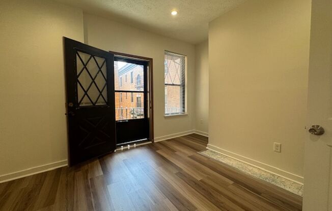 3 beds, 1 bath, 1,120 sqft, $2,250, Unit 732 S. Millvale Ave. #B6