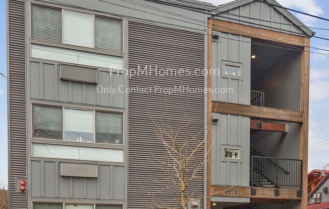 Modern Apartment in the Heart of Alberta Arts District with In-Unit Laundry and Updated Kitchen! Coming in November!