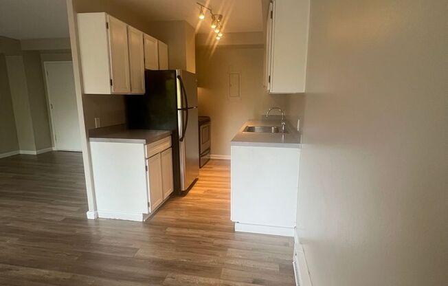 1 bed, 1 bath, 646 sqft, $1,475, Unit 104