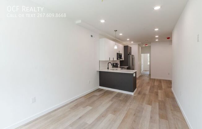 1003 W DAKOTA ST