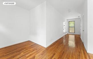 10 FT GREENE PL
