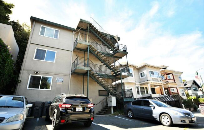 2821 Harrison Street - Oakland