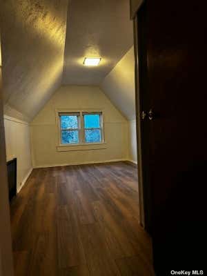 3 beds, 1 bath, $2,800, Unit DUPLEX