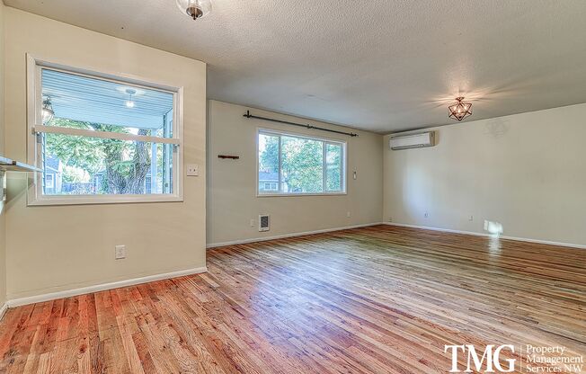 Cozy 3 bedroom 2 bath home in NE Portland