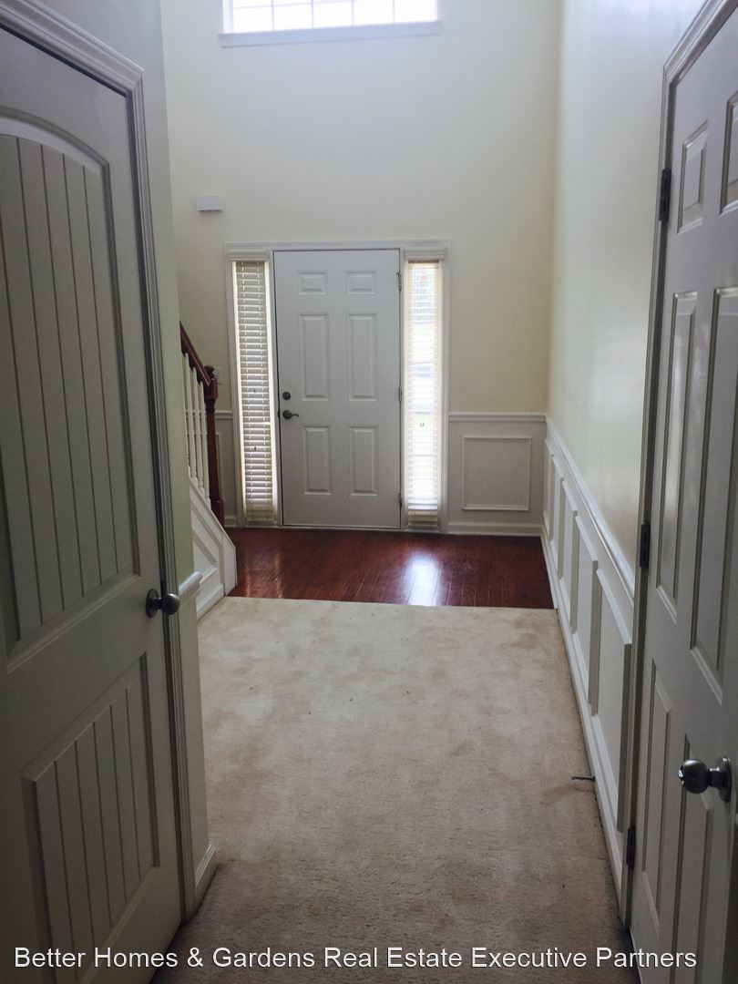 2307 Trinity Circle
