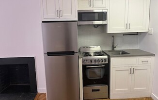 Studio, 1 bath, $3,595, Unit 113-2BR