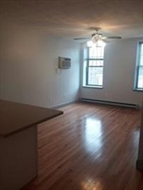 2 beds, 1 bath, 1,100 sqft, $2,400, Unit 2R