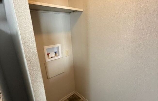 1 bed, 1 bath, 636 sqft, $739, Unit 2707-1106