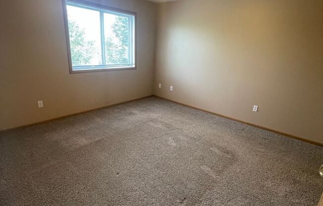 2 beds, 2 baths, 1,050 sqft, $1,410, Unit 1221