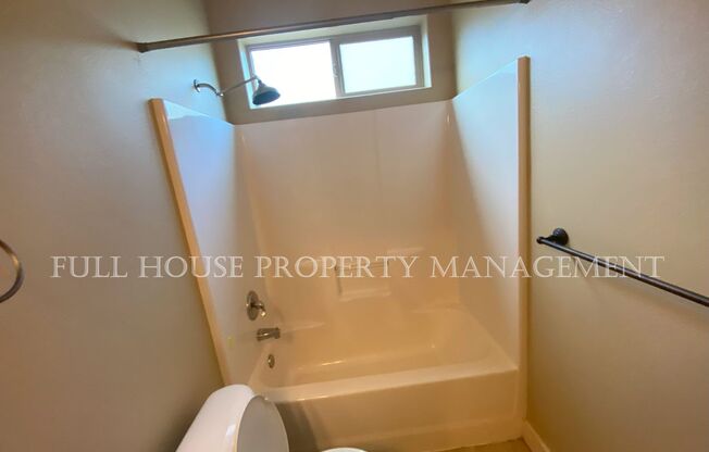 3 beds, 2 baths, $2,295